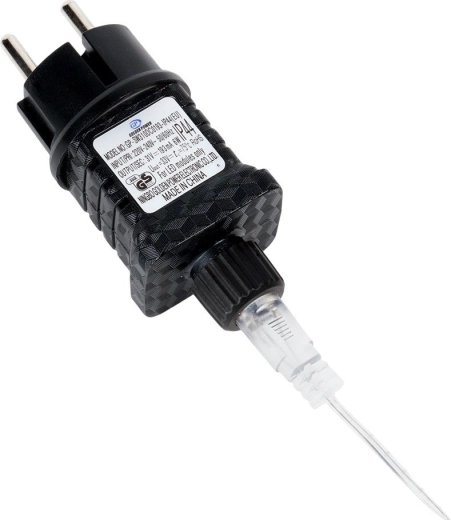 Saugus maitinimas ir IP44 atsparumas