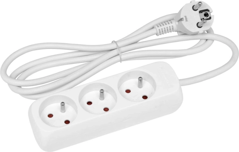 Extension lead 1.5 m with 3 sockets, white