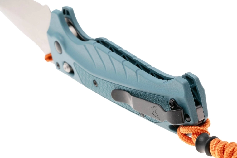 Patikimas AXIS® lock užraktas ir virvelė patogesniam valdymui
