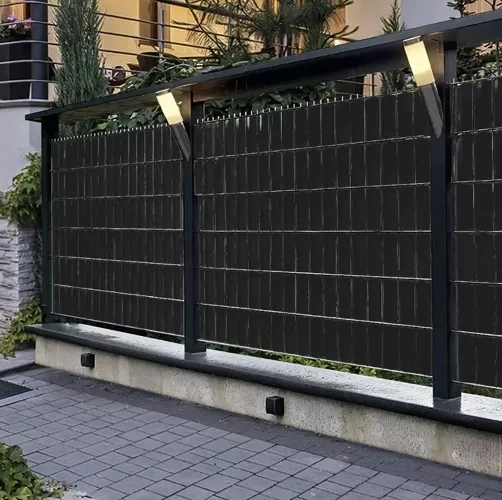 Atsparumas UV ir pastovi spalva