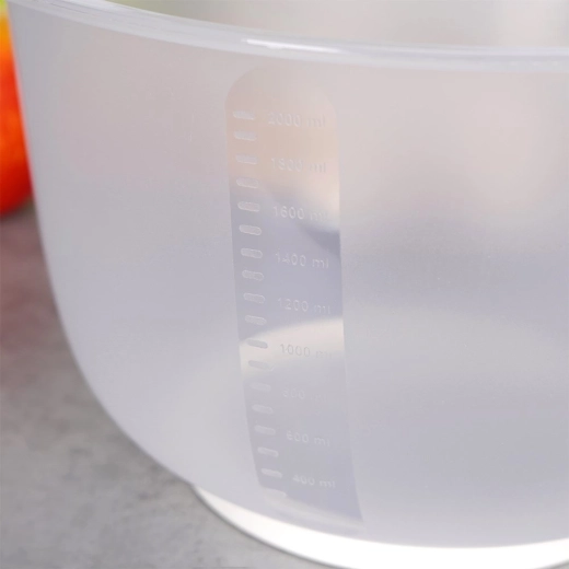 Accurate measuring and clean pouring