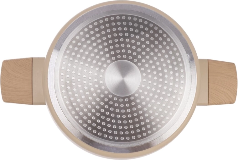 Textured base with metal insert