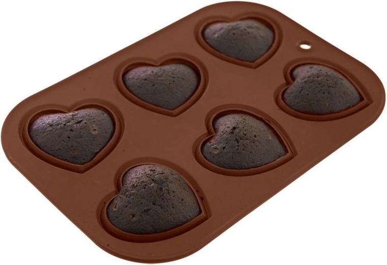 Bake 6 heart-shaped muffins at once