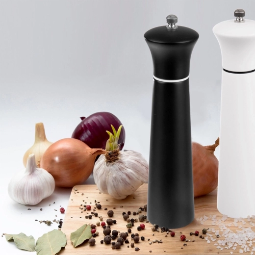 Ergonomic shape and modern matte look
