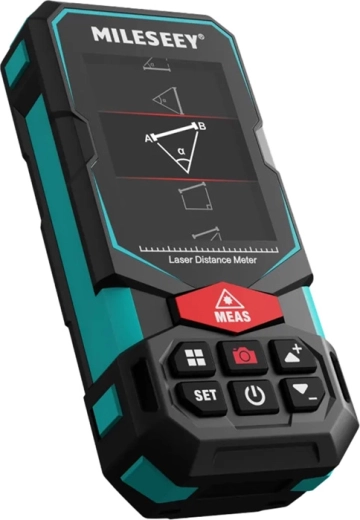 Clear controls and readable display