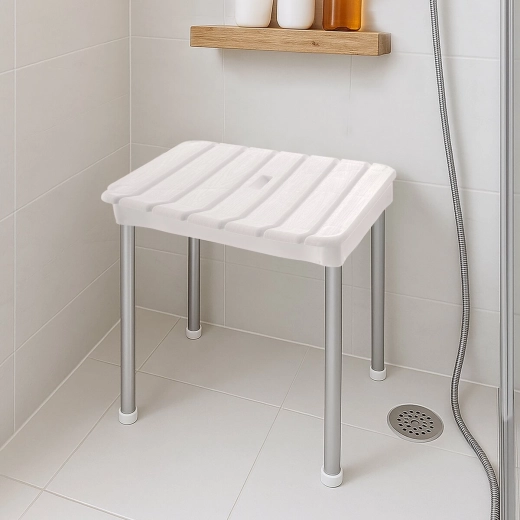 Safer stability thanks to sturdy legs