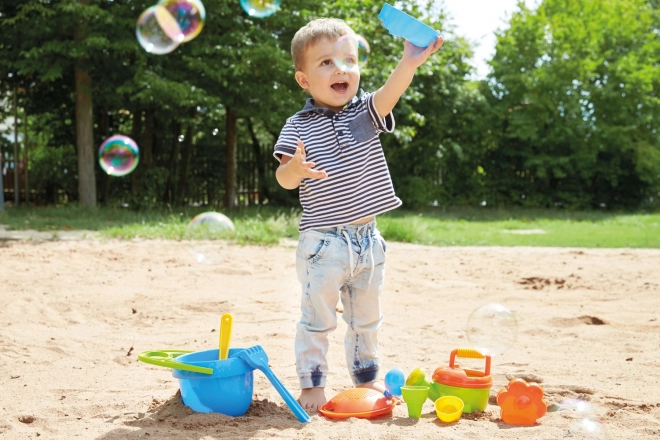 Creative outdoor play