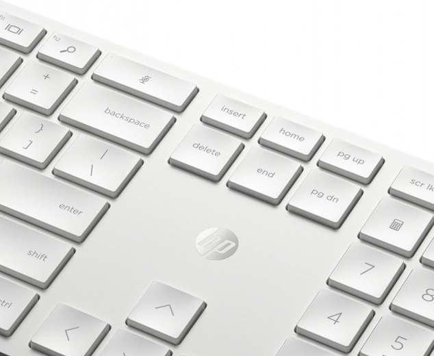 Comfortable typing and full-size layout