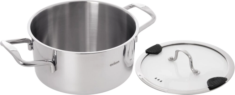 Compact 1.2 L capacity for smaller portions