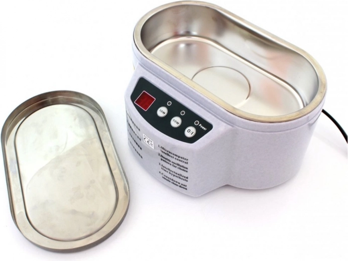 Erdvi 600 ml kamera su metaliniu dangčiu