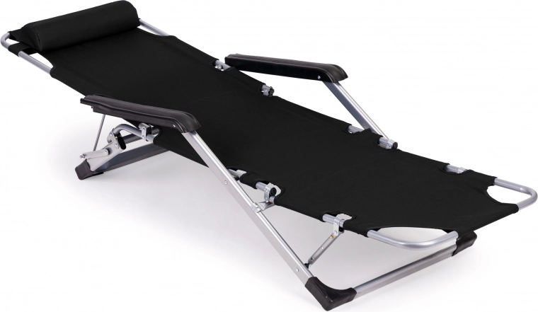 Komfortas su galvos atlošu ir porankiais