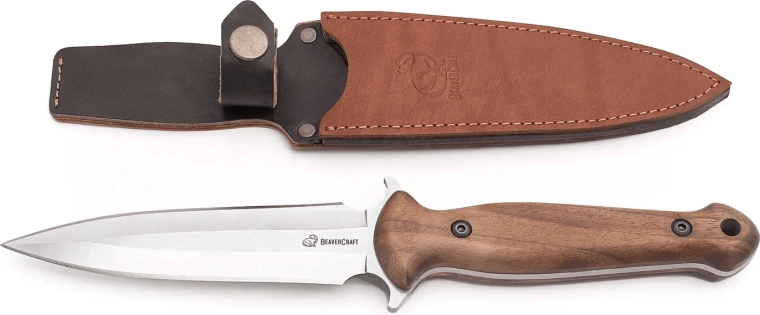 Full‑tang construction and safe carry