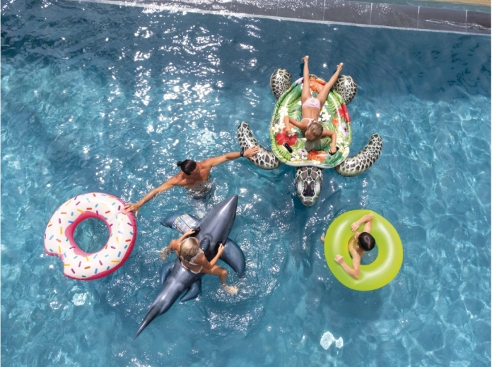 Patogi vieta gulėti ir žaisti