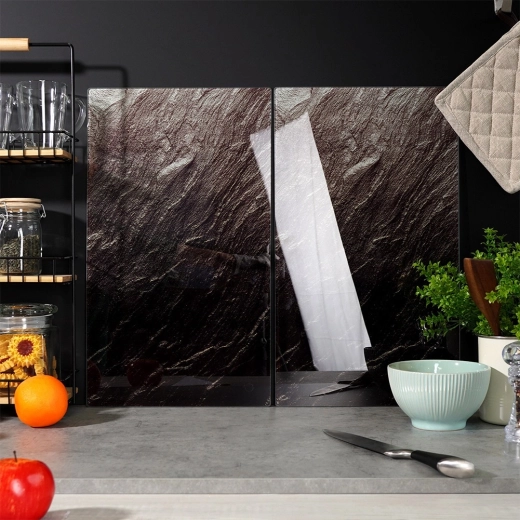 Grūdintas stiklas su akmens išvaizda