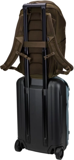 Easy travel and smart gear attachment