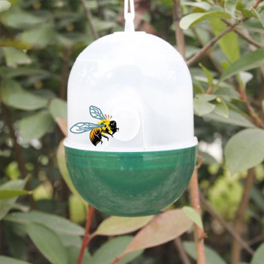 TORO Plastic Wasp Trap