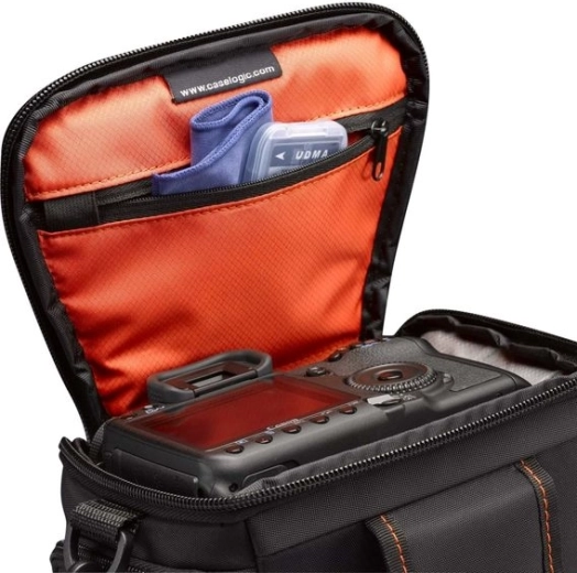 Organized pockets for accessories
