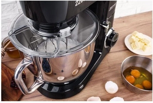 Large 6.5 L stainless-steel bowl with a practical handle