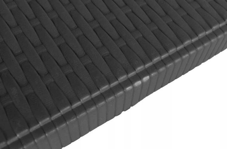Rattan look and easy maintenance