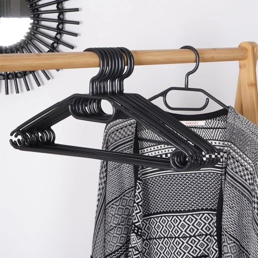 Patvarios ir vietą taupančios