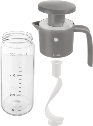 Manual piston mixing without splashing