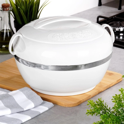Keeps heat and cold whenever you need it