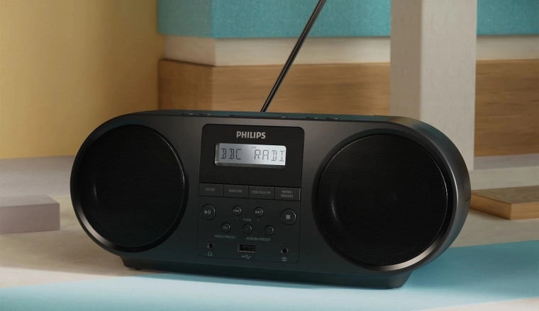 Clear DAB+/FM radio with presets