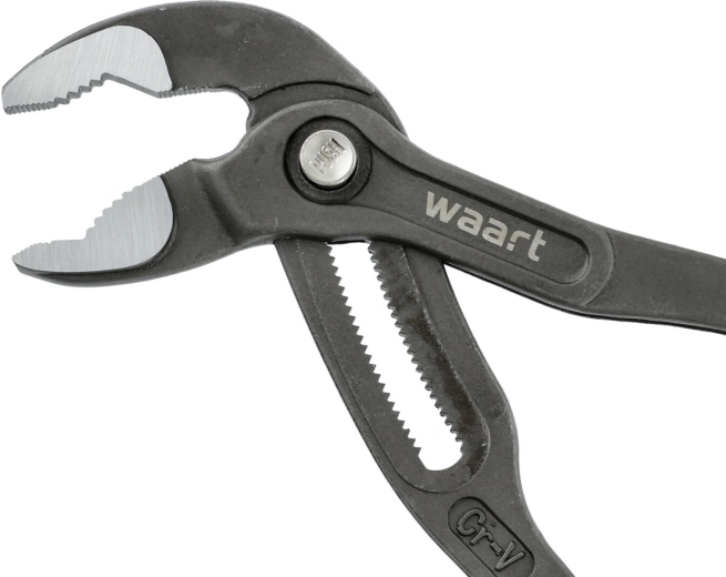 Self-clamping jaws without slippage