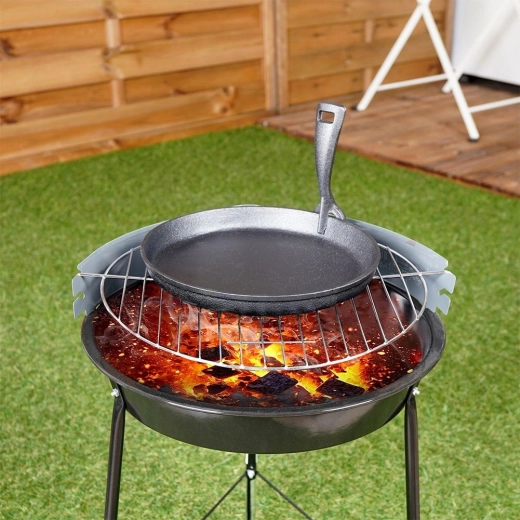 Versatile use: cooktop, oven, and grill