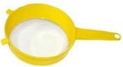 Plastic kitchen strainer 120 mm with fine mesh