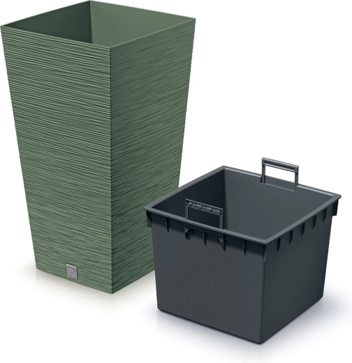 Removable inner insert for convenient planting