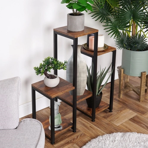 Six shelves for creative arrangements