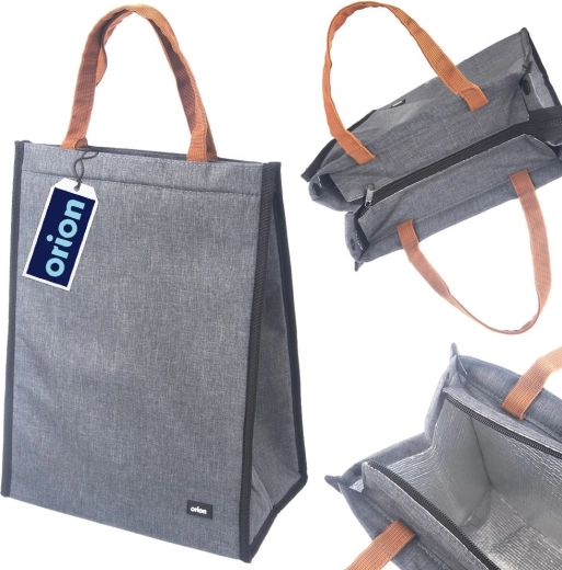 Practical zip closure and pocket