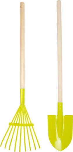 Patvarūs įrankiai su medinėmis kotomis