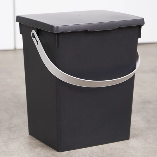 Patogu nešti dėl tvirtos rankenos