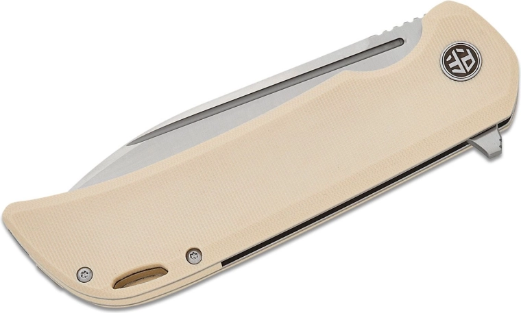 Durable G10 handle with confident grip