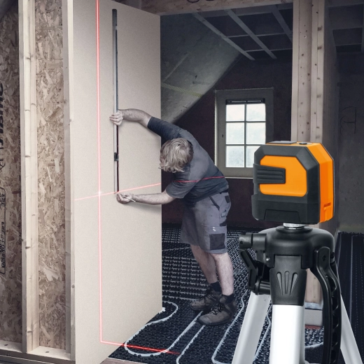 Automatic leveling for convenient work