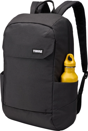 Comfort on the go and practical exterior pockets