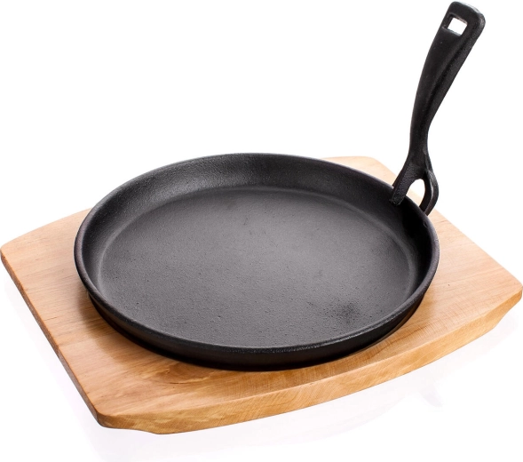 Cast iron pan 22 cm with wooden board GRADA