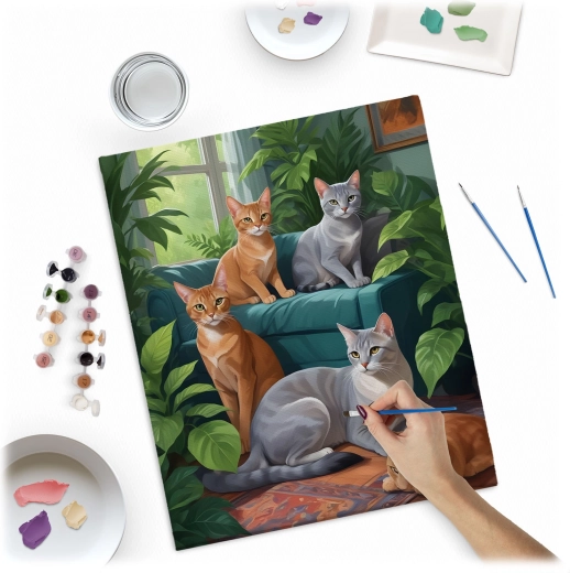 Up to 30 rich colors and 3 brushes