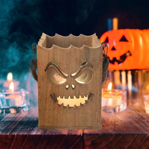 Halloween lighting effect thanks to the carved motif