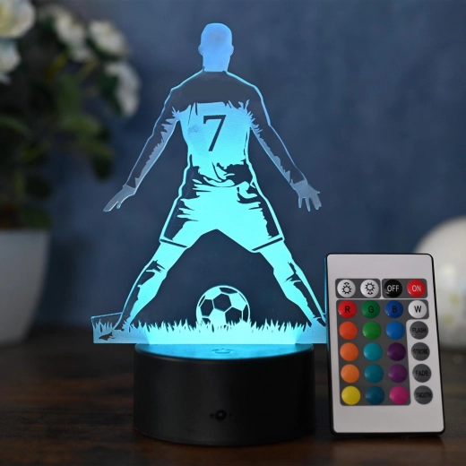 Impressive 3D effect of a football player
