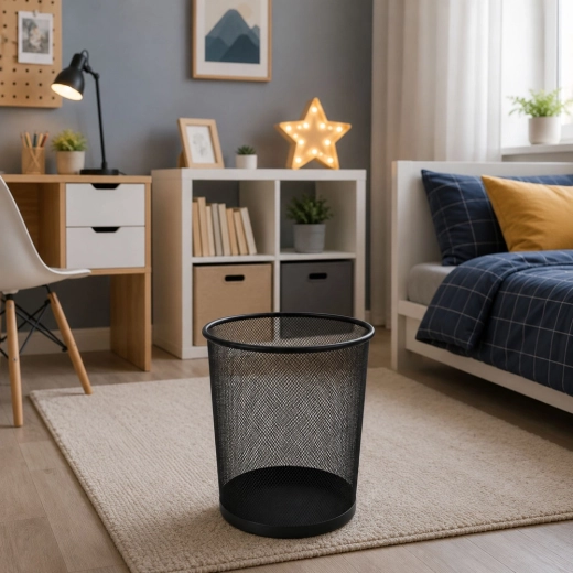 Elegant black design and round shape