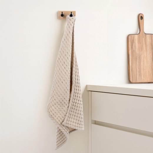 Elegant combination of bamboo and metal