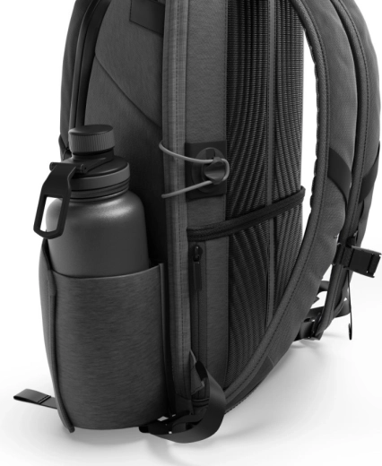 Travel comfort and practical details