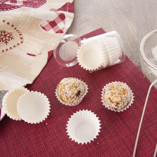 Ideal 2.9 cm size for mini desserts