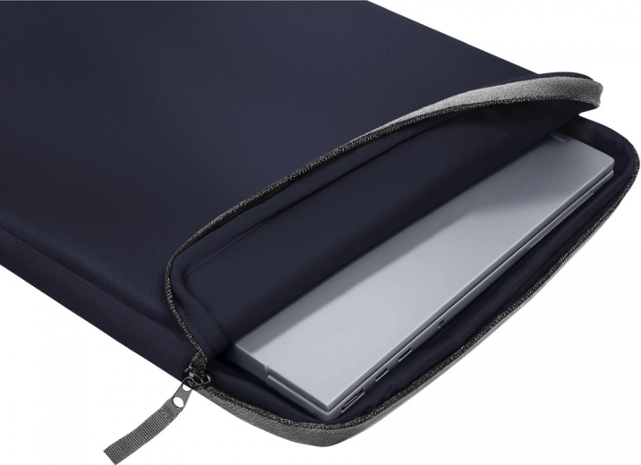Slim design and easy access