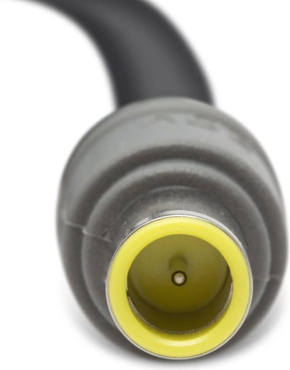 Round 7.9 × 5.5 mm connector