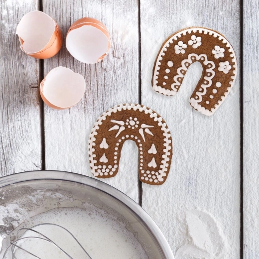Versatile use, including decorations