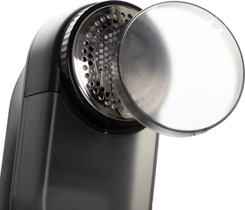 6-blade head for effective lint removal